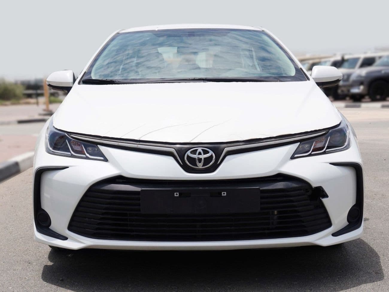 2025 Toyota Corolla XLI thumbnail 2