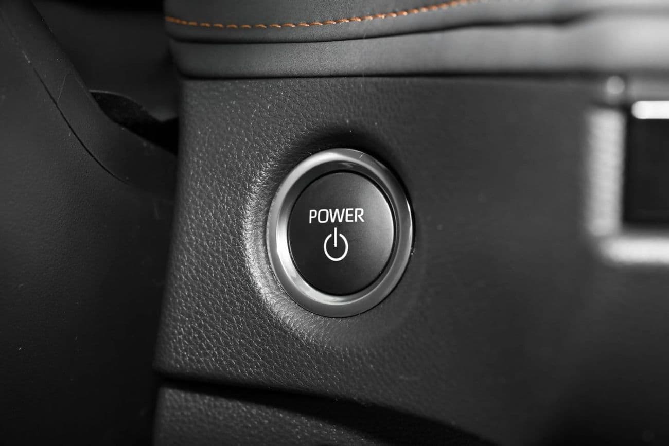 2026 Toyota Corolla XLI HEV thumbnail 5