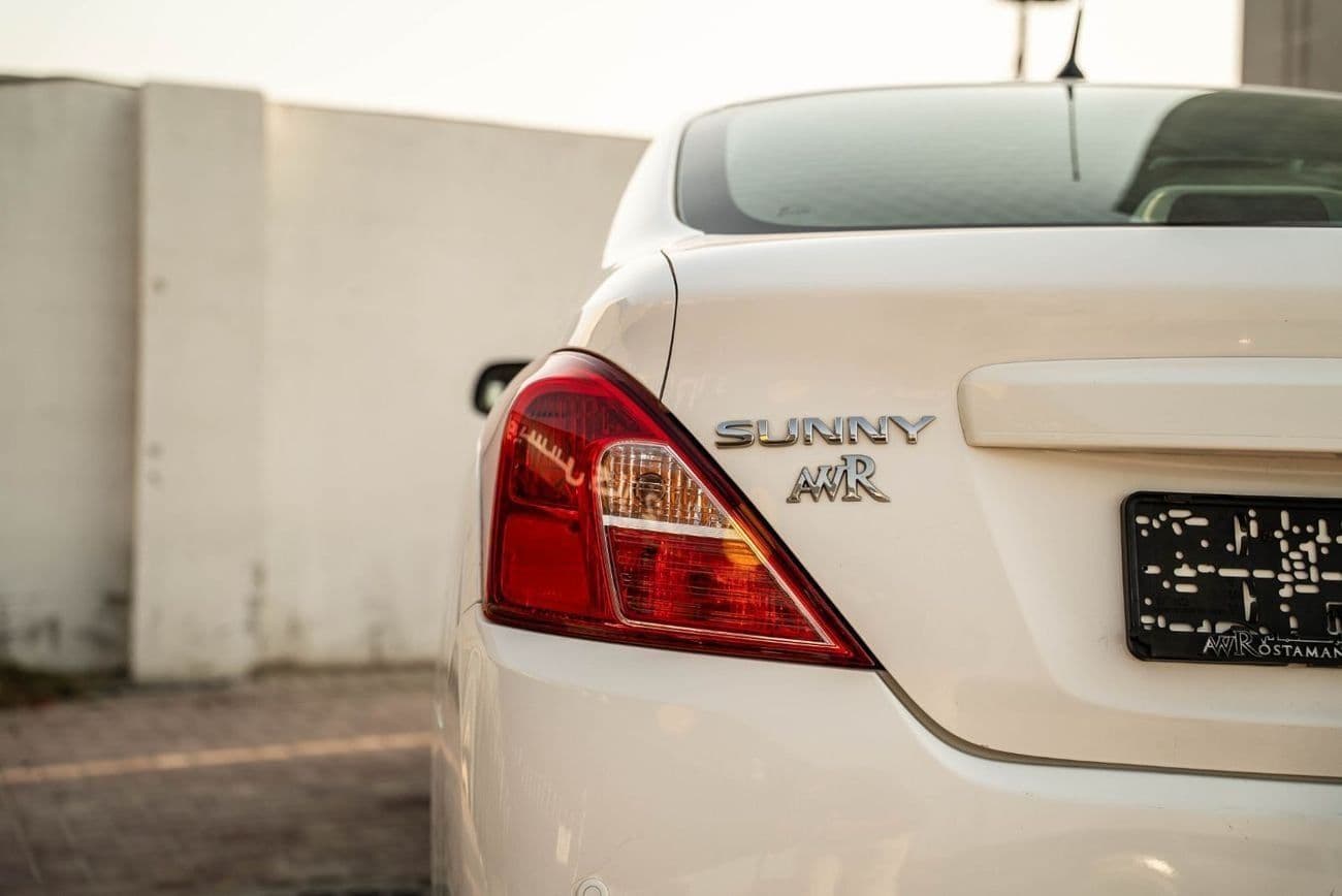 2022 Nissan Sunny SV thumbnail 3