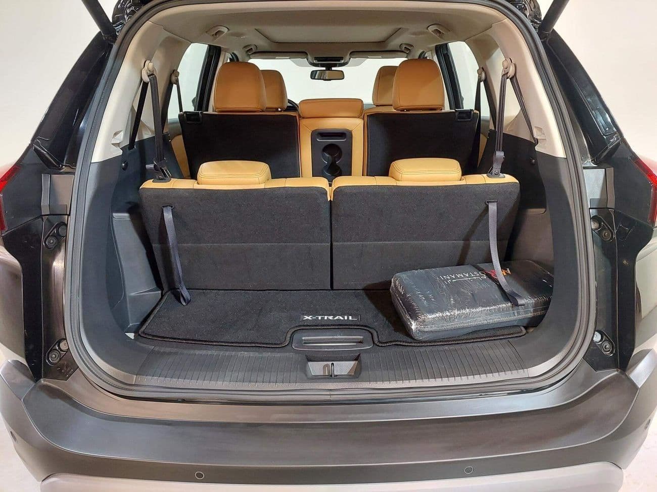 2025 Nissan X Trail SV thumbnail 8