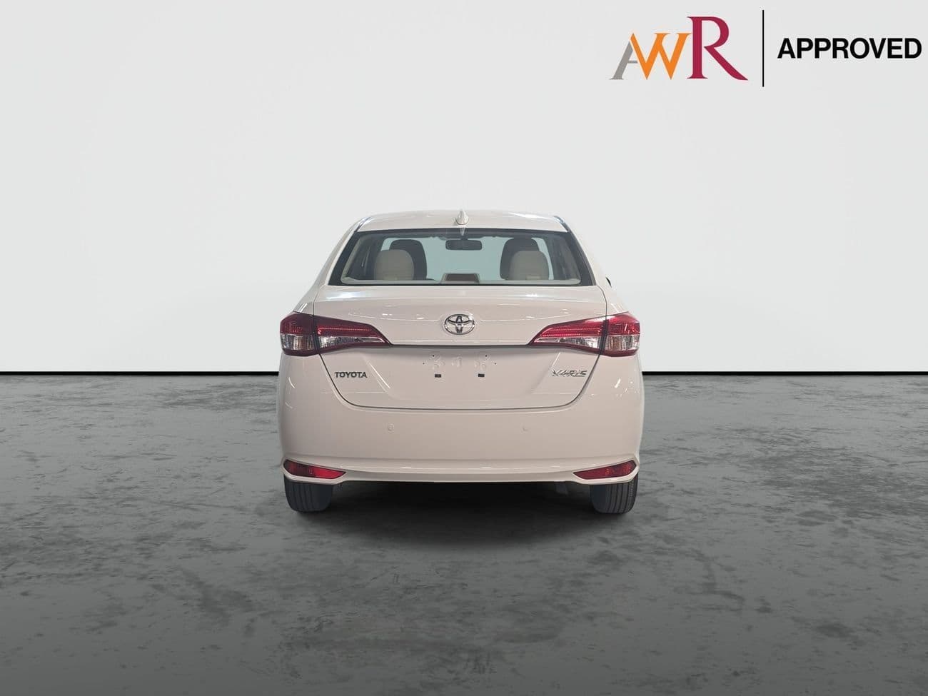 2022 Toyota Yaris E thumbnail 7