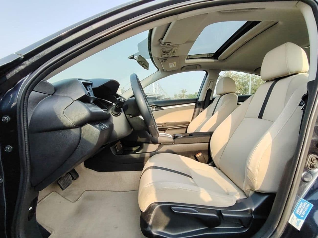 2019 Honda Civic EXI thumbnail 4
