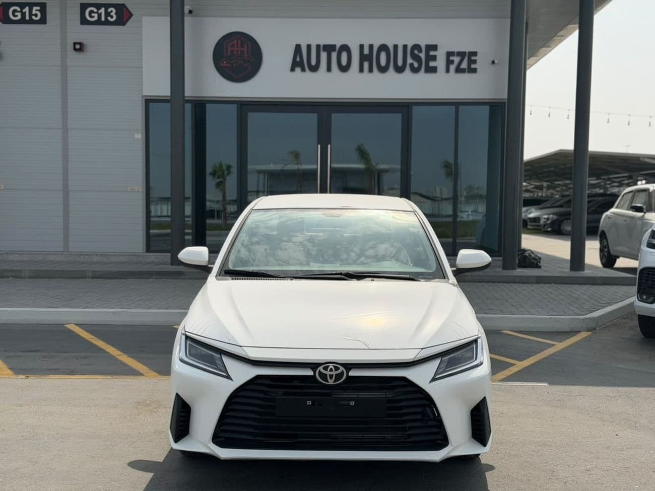 2026 Toyota Yaris E thumbnail 2