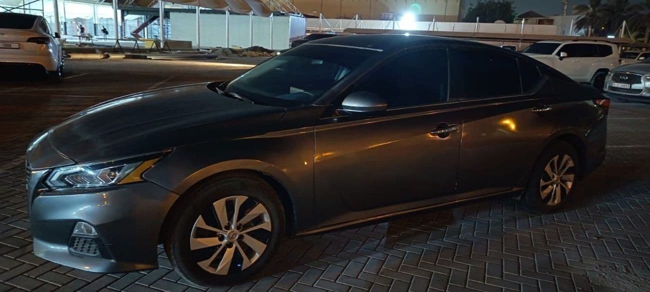 2020 Nissan Altima SV thumbnail 6