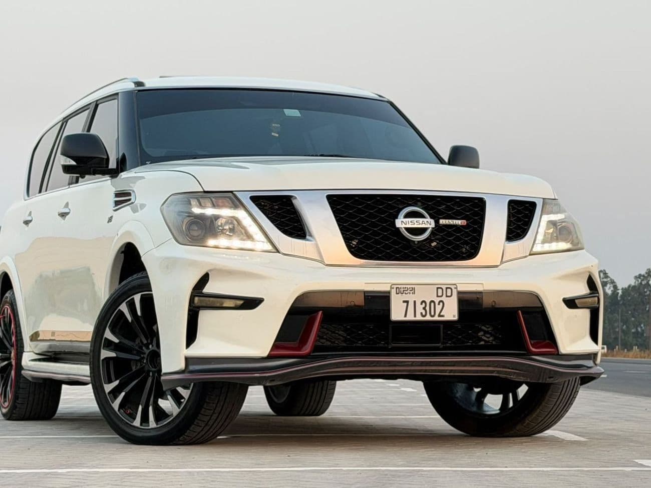 2017 Nissan Patrol NISMO thumbnail 3