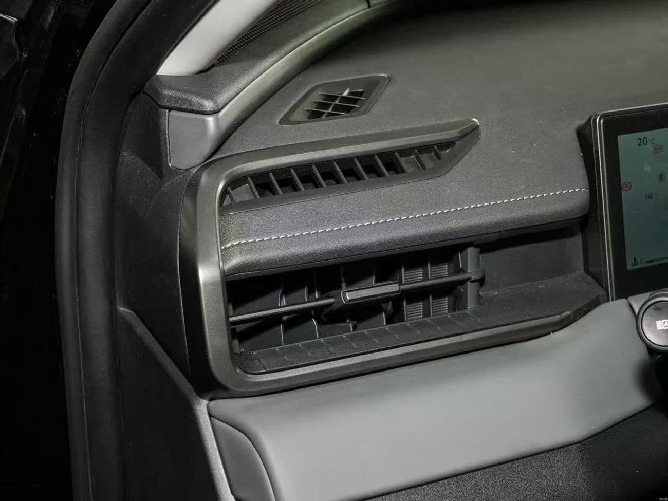 2026 Toyota RAV4 LE thumbnail 5