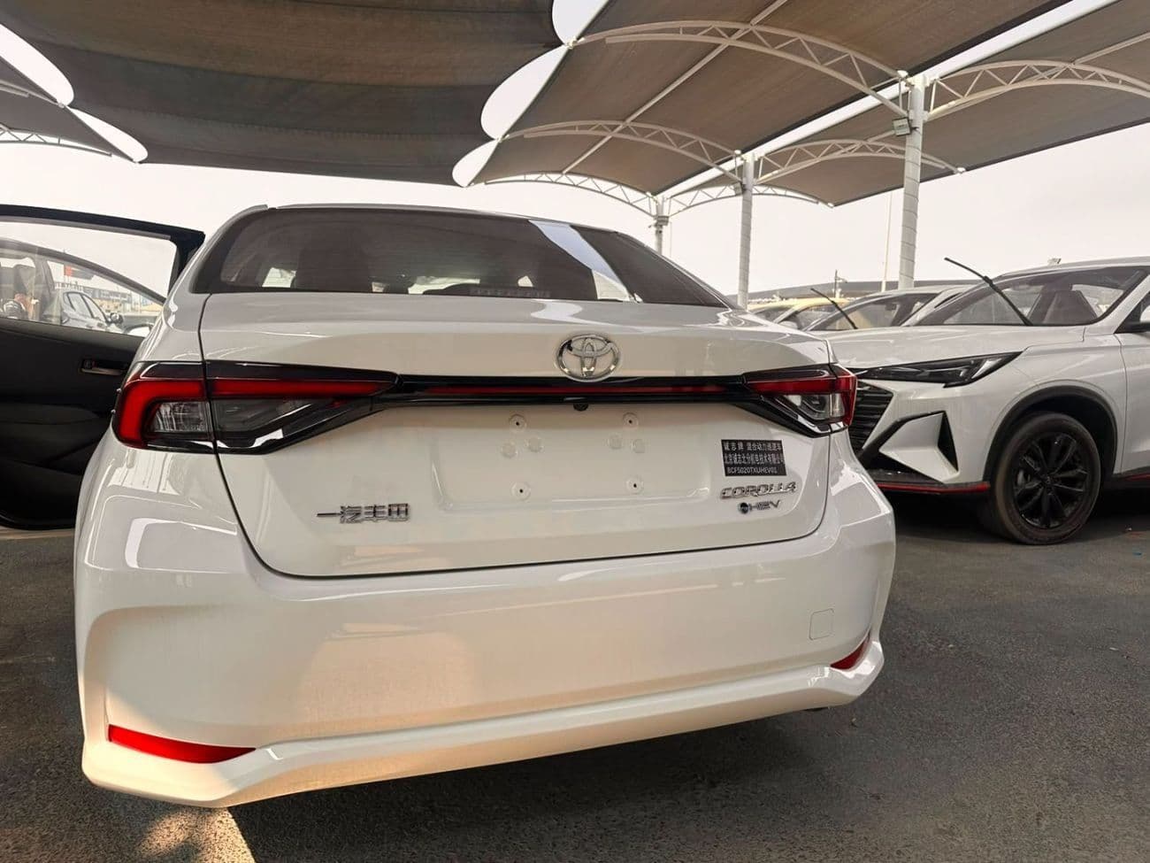 2026 Toyota Corolla XLI HEV thumbnail 7