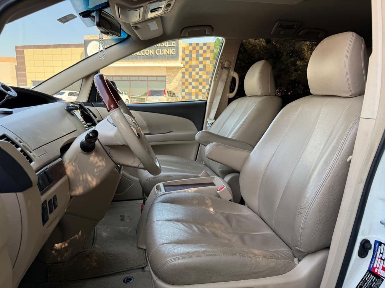 2020 Toyota Previa SE thumbnail 8