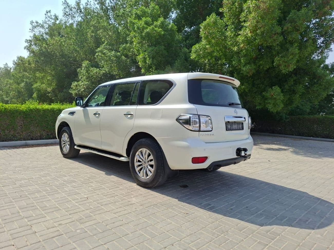 2019 Nissan Patrol XE thumbnail 6