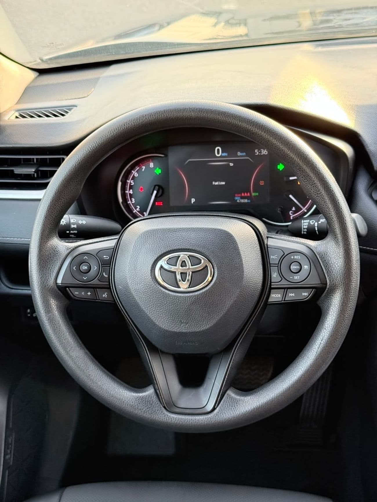 2024 Toyota RAV4 XLE thumbnail 7