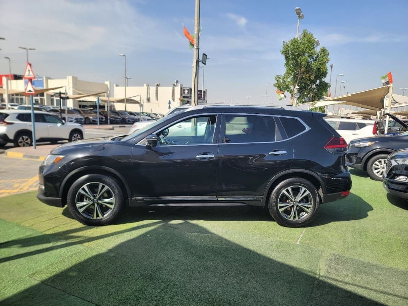 2018 Nissan X Trail SL thumbnail 4