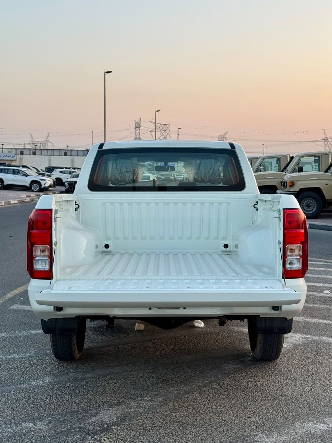 2026 Mitsubishi L200 GLX thumbnail 8