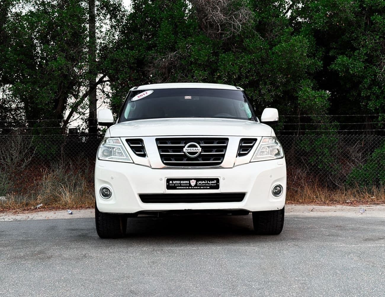 2017 Nissan Patrol LE T2 TITANIUM thumbnail 2