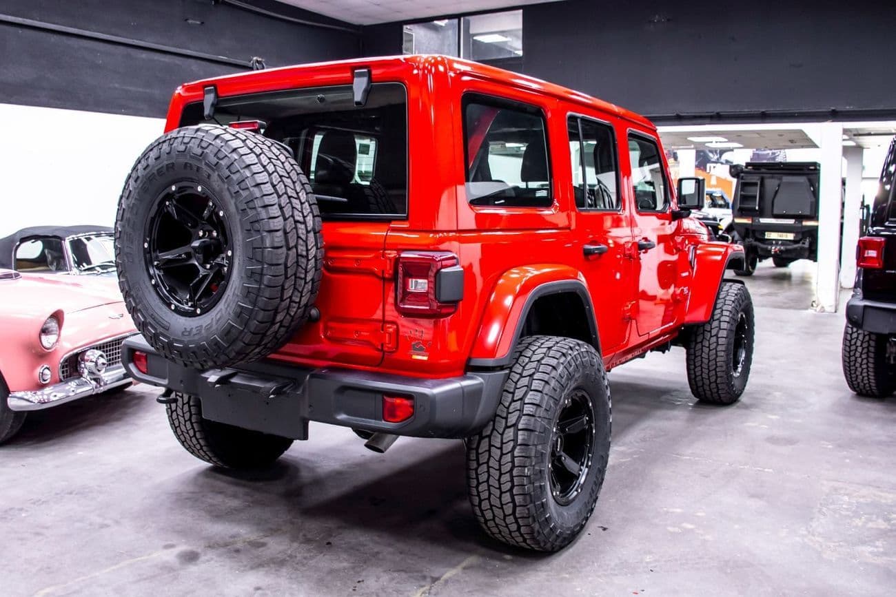 2024 Jeep Wrangler SAHARA thumbnail 6