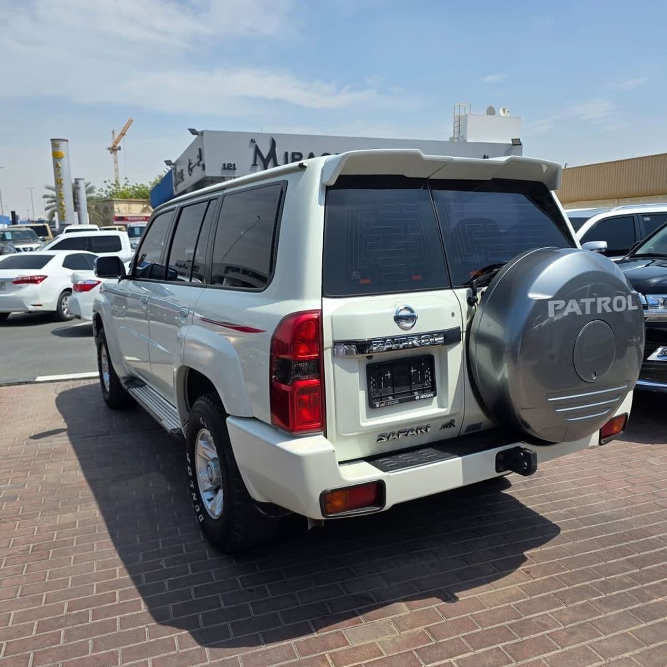 2021 Nissan Patrol thumbnail 8