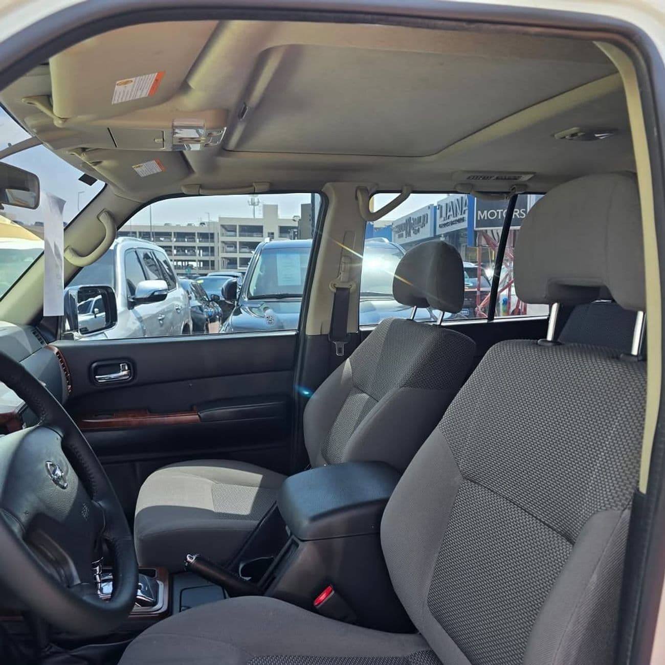 2021 Nissan Patrol thumbnail 6