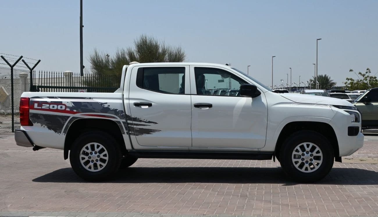 2024 Mitsubishi L200 GLX thumbnail 6