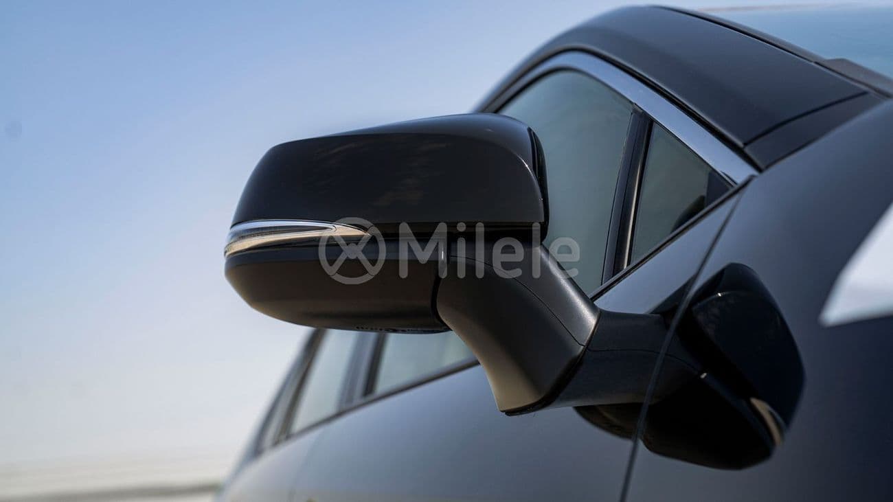 2025 Toyota RAV4 LE thumbnail 3
