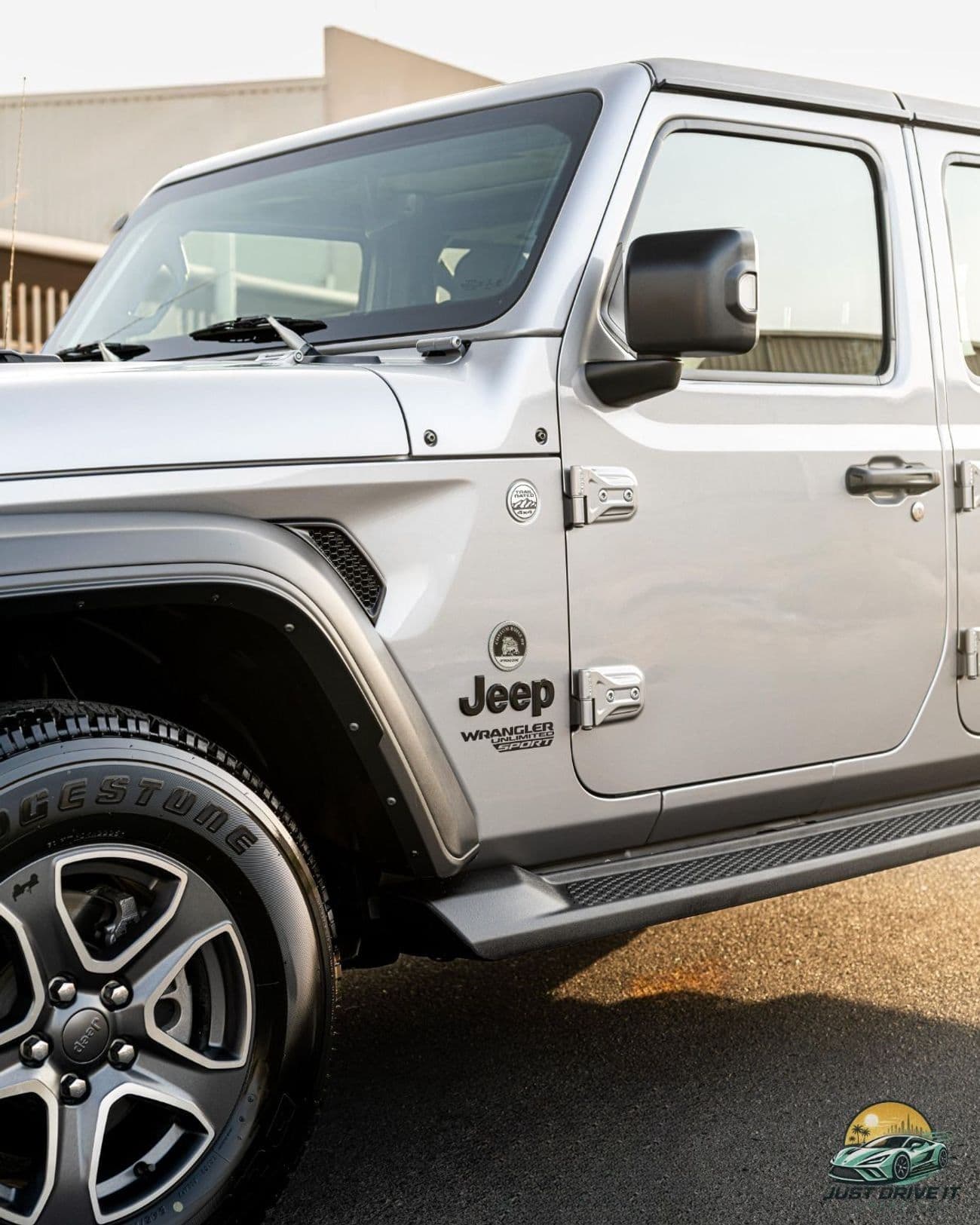 2021 Jeep Wrangler SPORT thumbnail 4