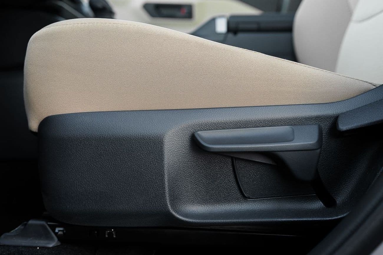 2026 Toyota RAV4 LE thumbnail 8