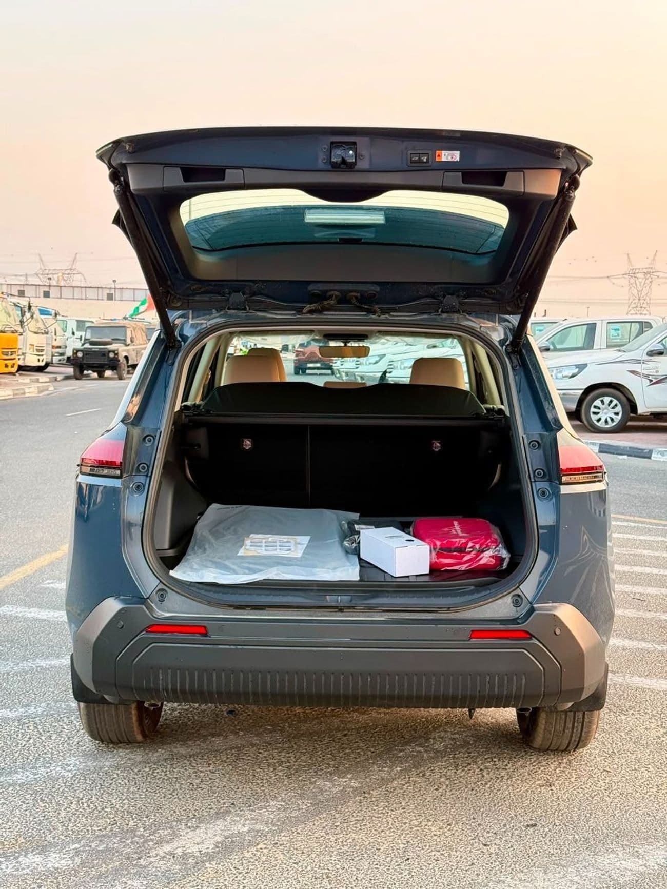 2026 Toyota RAV4 EXR thumbnail 2