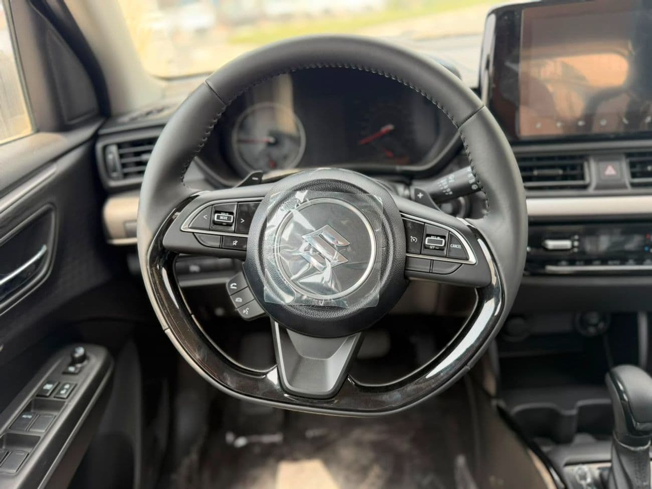 2026 Suzuki Swift GLX thumbnail 5