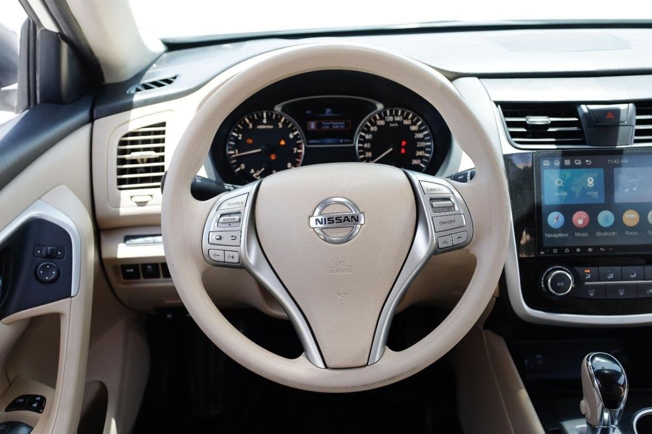 2018 Nissan Altima SV thumbnail 5