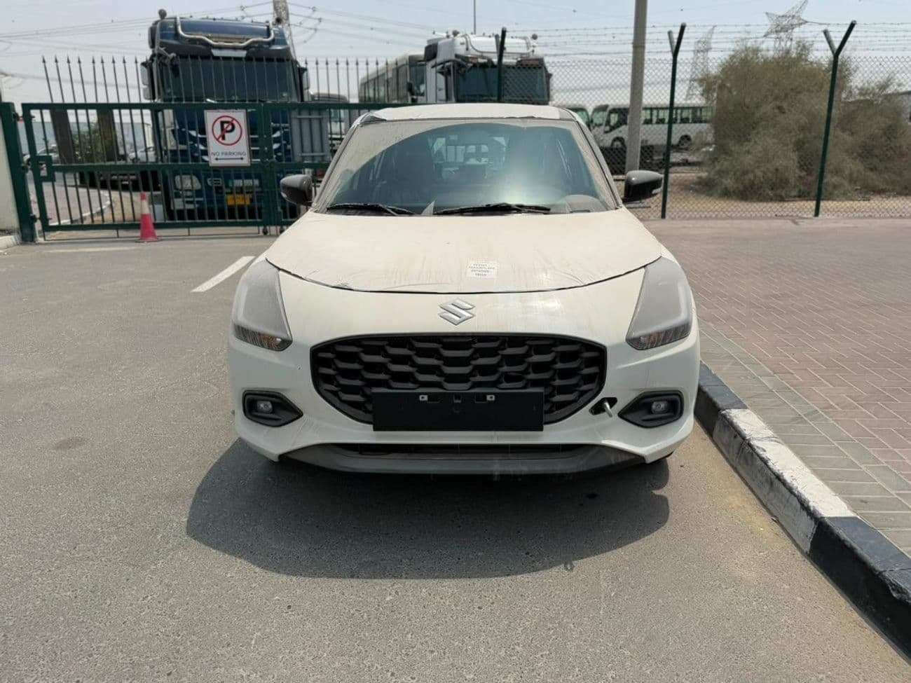 2026 Suzuki Swift GLX thumbnail 3