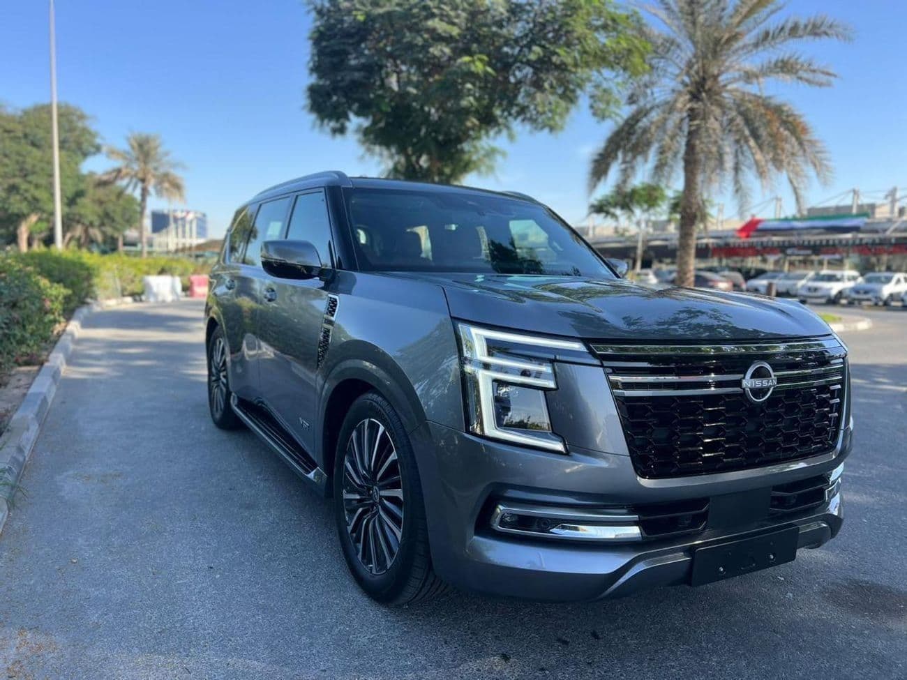2026 Nissan Patrol LE PLATINUM CITY thumbnail 2