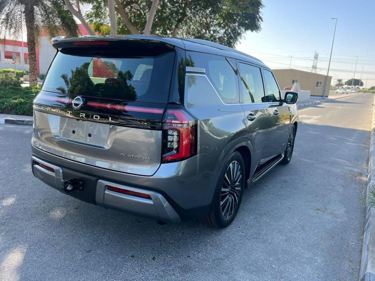 2026 Nissan Patrol LE PLATINUM CITY thumbnail 6