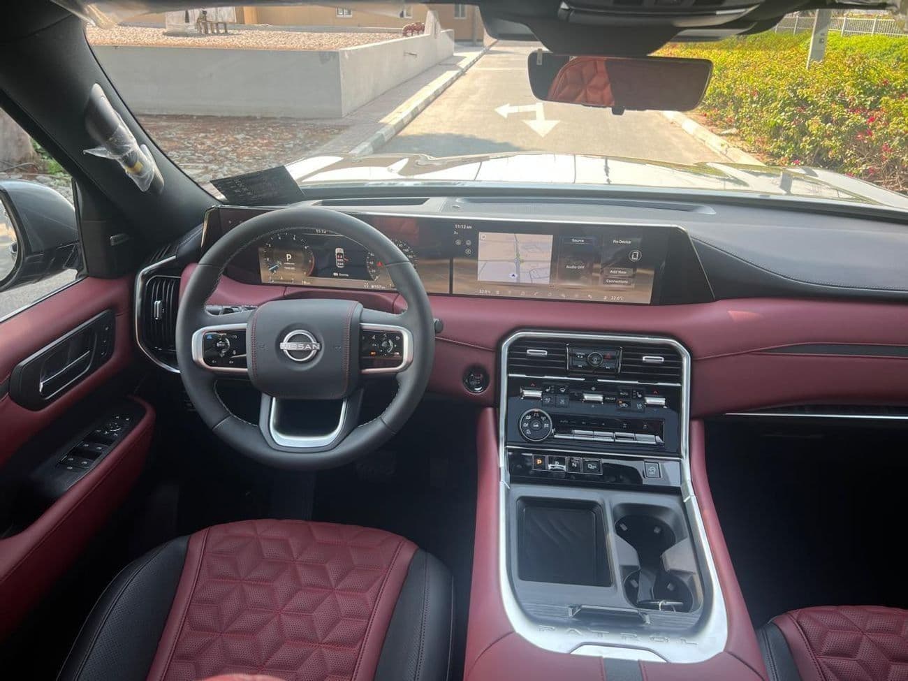 2026 Nissan Patrol SE PLATINUM CITY thumbnail 8
