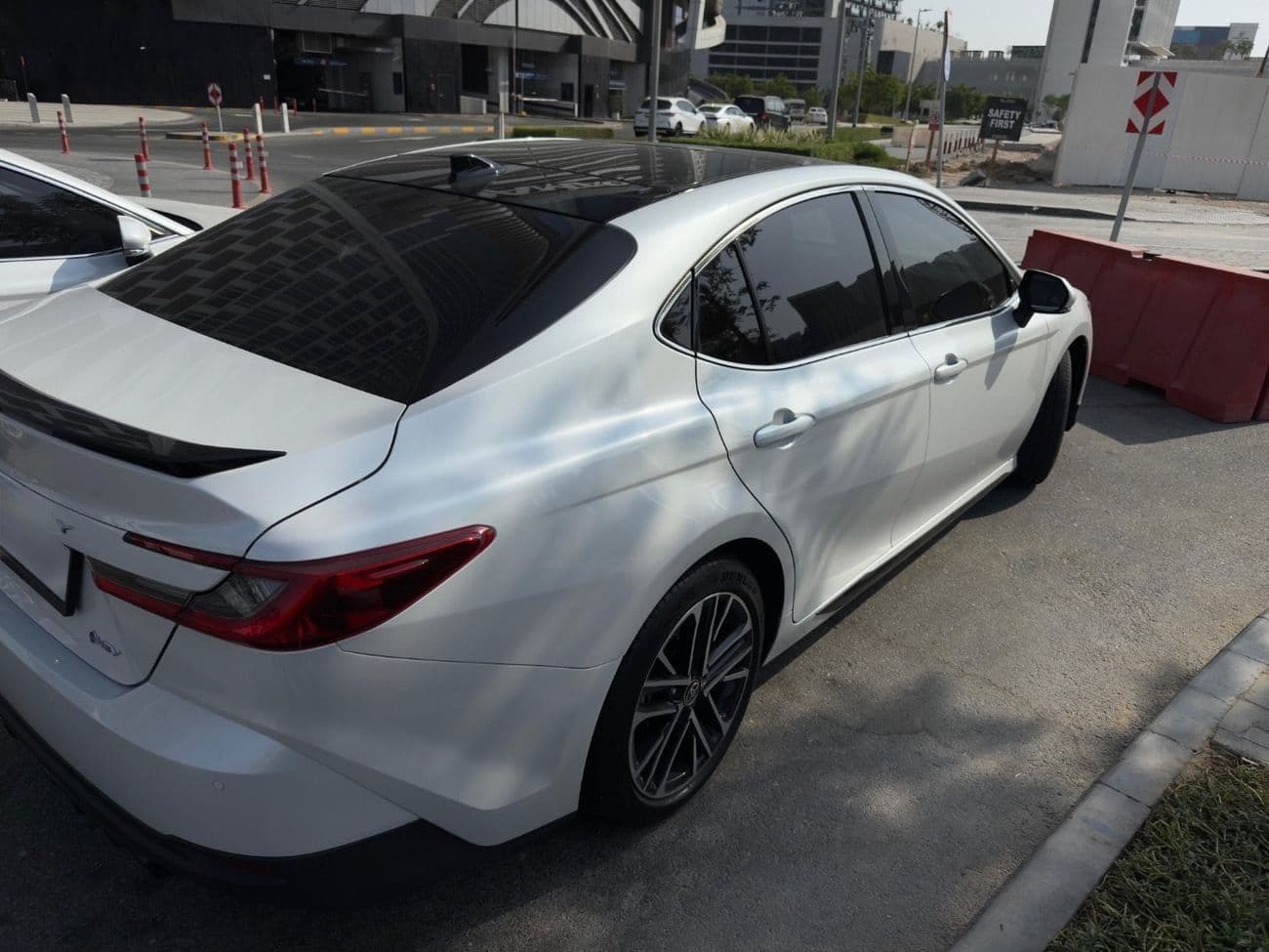 2026 Toyota Camry SPORT HEV thumbnail 4