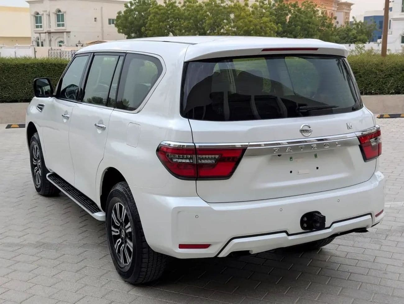 2021 Nissan Patrol XE thumbnail 6