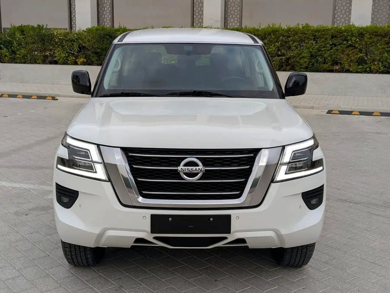 2021 Nissan Patrol XE thumbnail 3