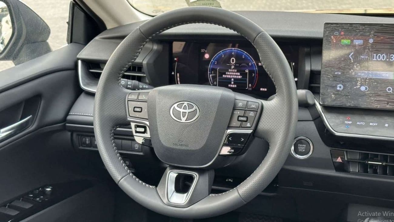 2026 Toyota Camry XLE HEV thumbnail 3