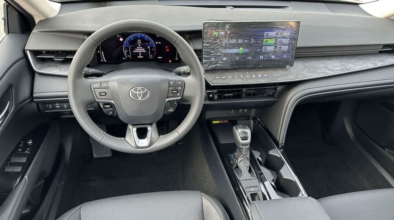 2026 Toyota Camry XLE HEV thumbnail 2