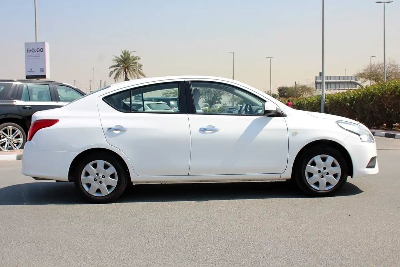 2022 Nissan Sunny SV thumbnail 2