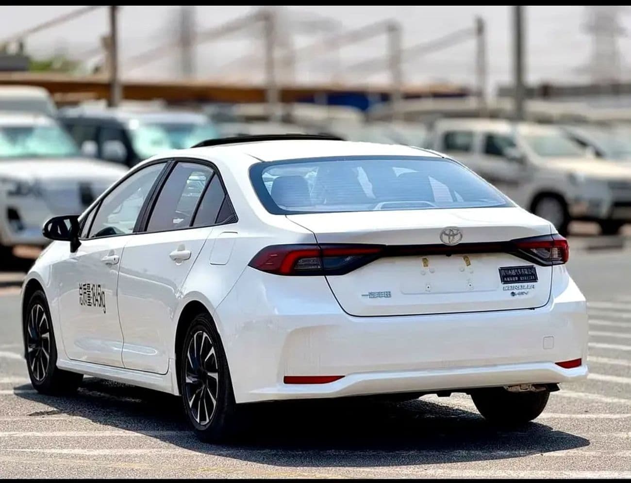 2026 Toyota Corolla XLI HEV thumbnail 4