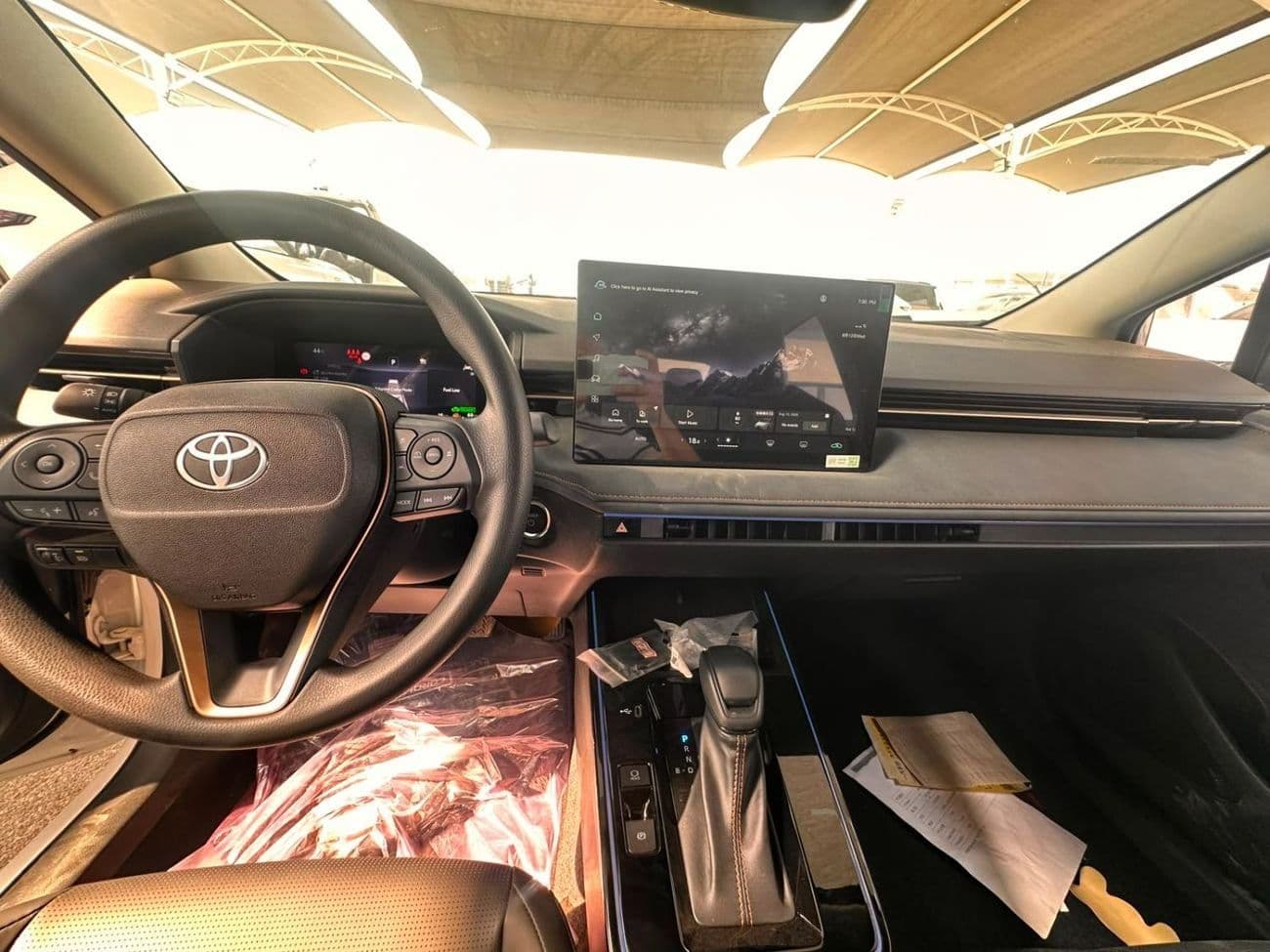 2026 Toyota Corolla XLI HEV thumbnail 3