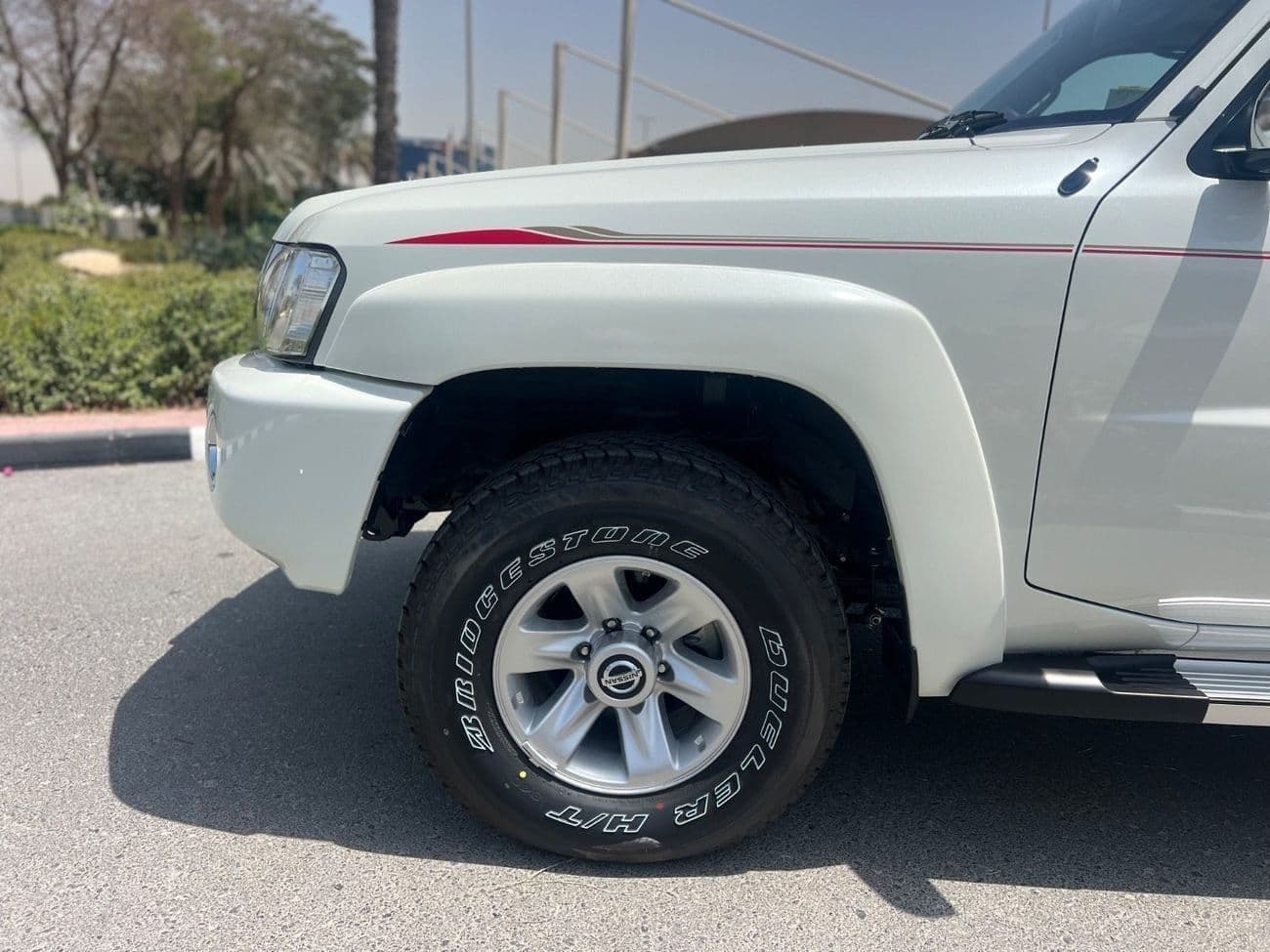2024 Nissan Patrol SAFARI SW thumbnail 5