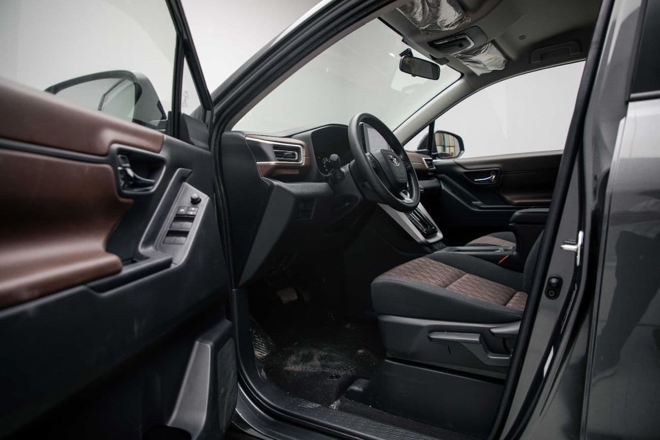 2026 Toyota Innova thumbnail 8