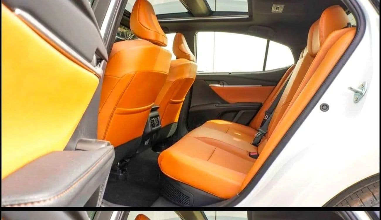 2026 Toyota Camry LUMIERE HEV thumbnail 8