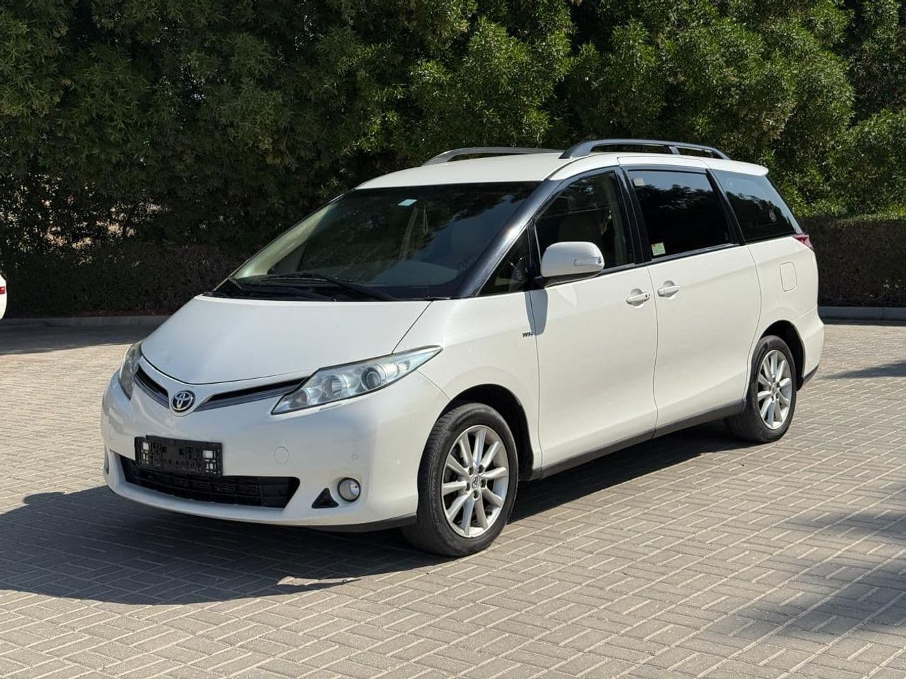 2020 Toyota Previa SE