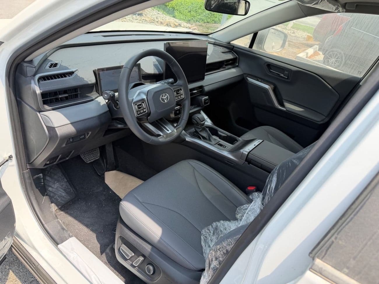 2026 Toyota RAV4 EXR thumbnail 5