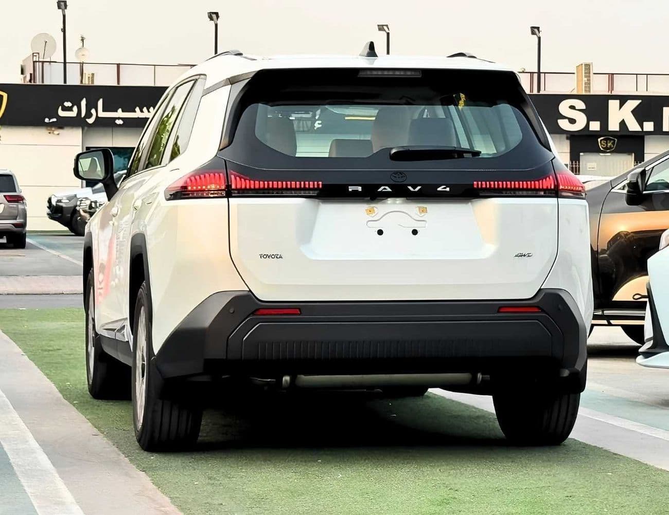 2026 Toyota RAV4 XLE thumbnail 3