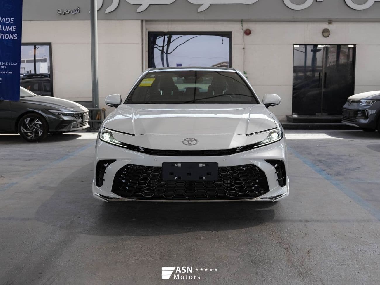 2026 Toyota Camry SPORT HEV thumbnail 2