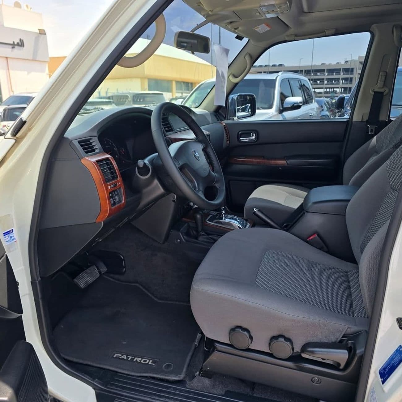 2021 Nissan Patrol thumbnail 2