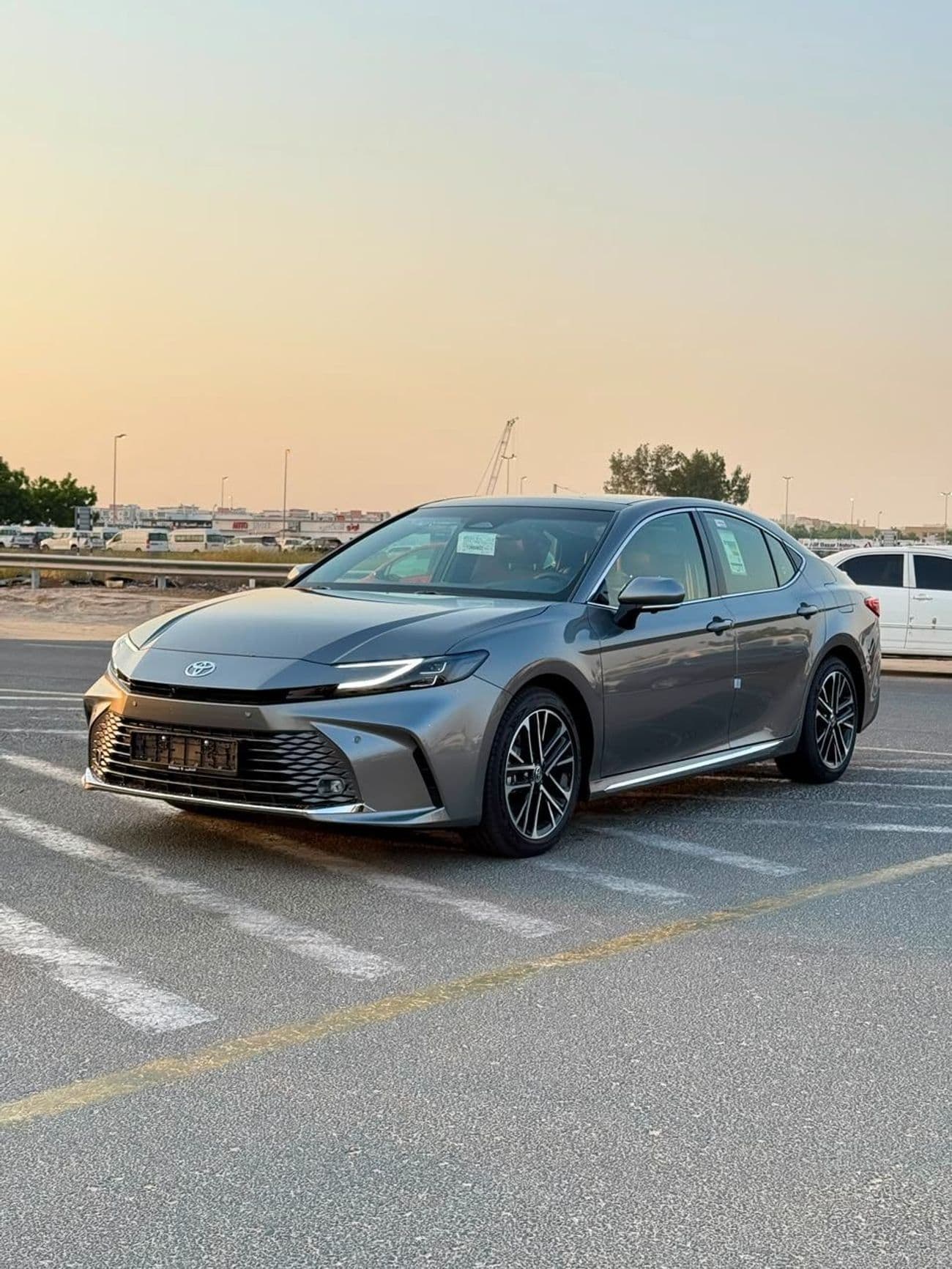 2026 Toyota Camry LIMITED HEV
