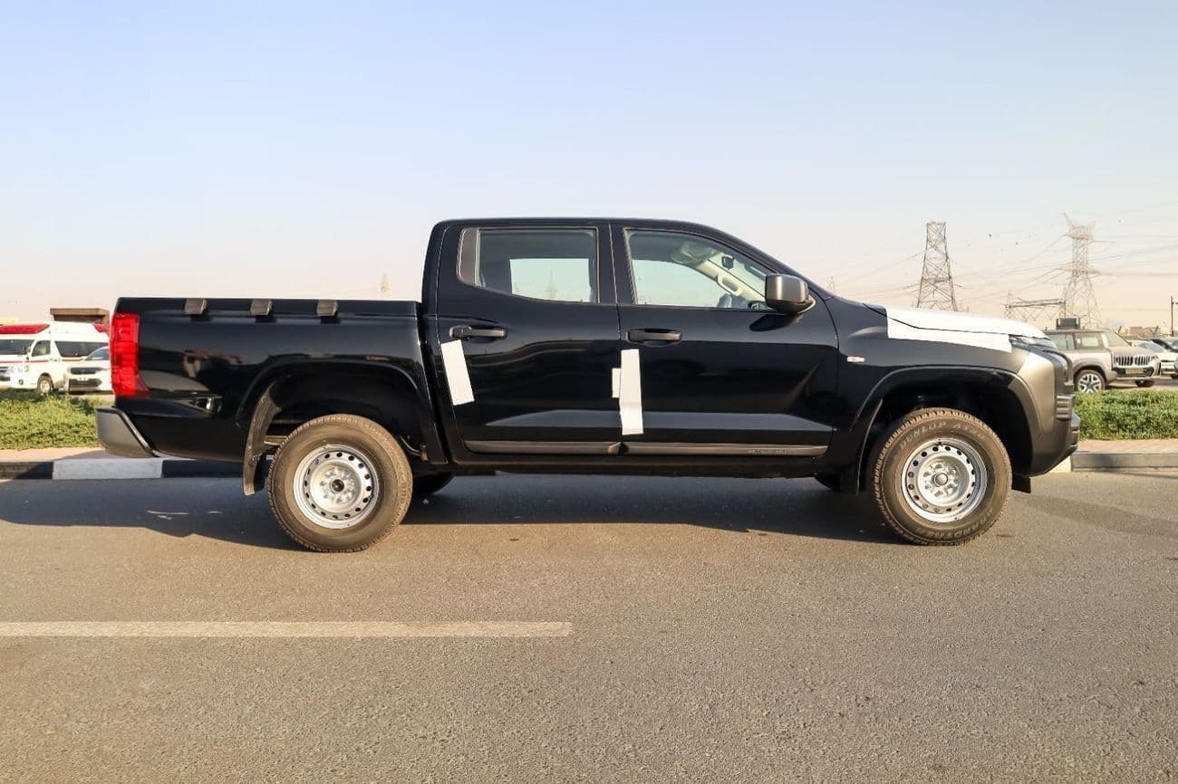 2027 Mitsubishi L200 thumbnail 7