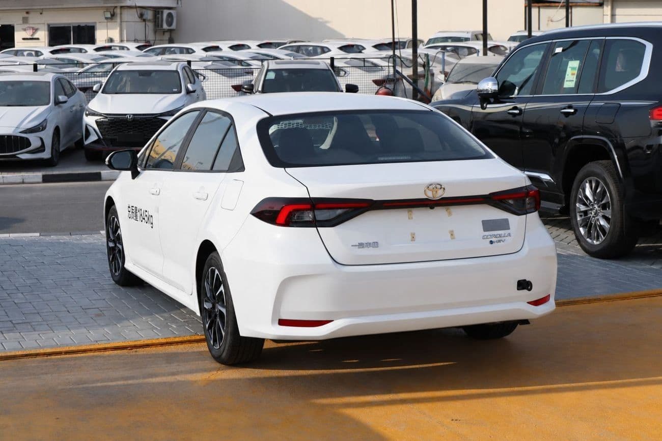 2026 Toyota Corolla XLI HEV thumbnail 4